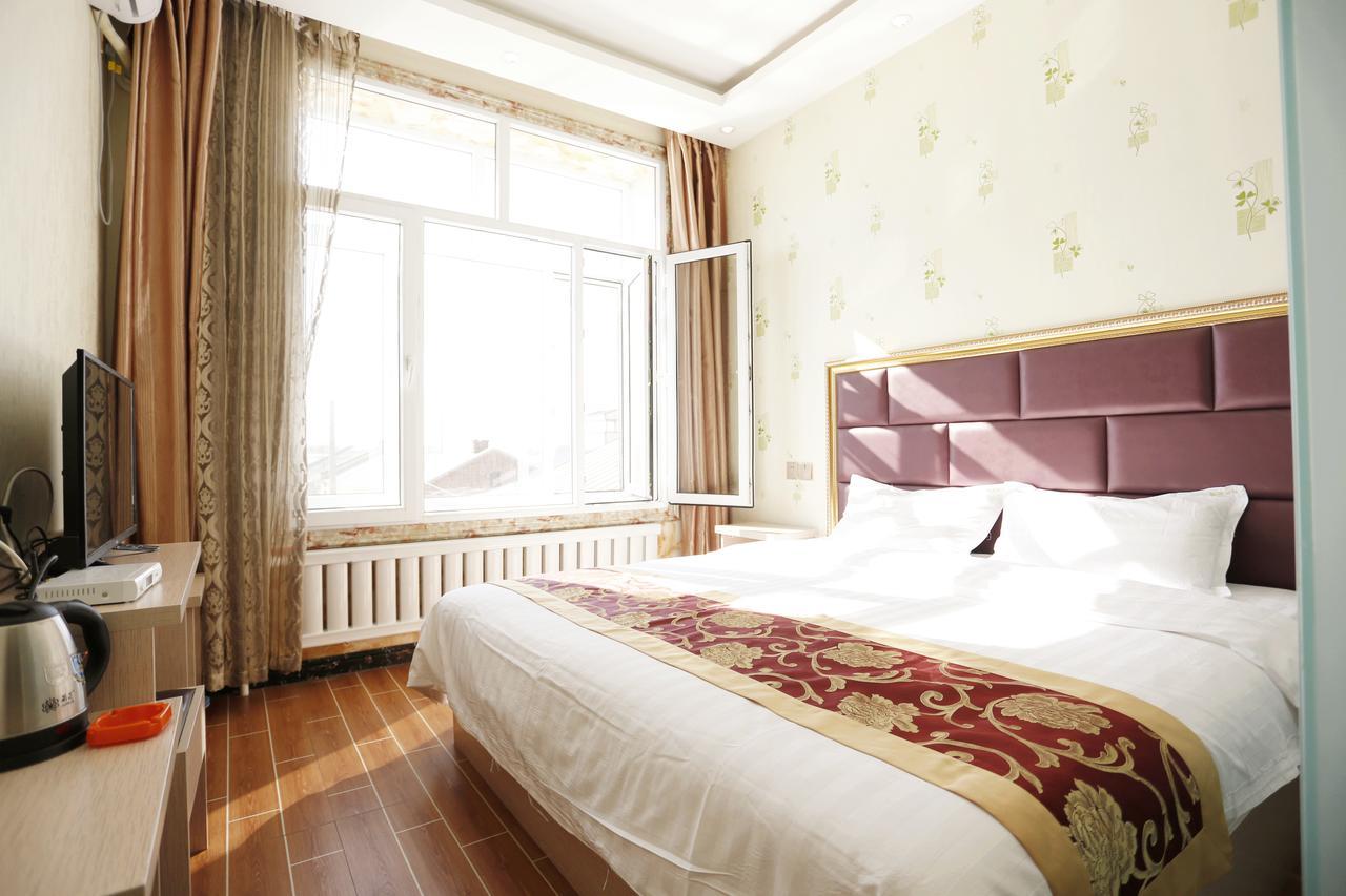 哈尔滨机场东方红运宾馆 Hotel ภายนอก รูปภาพ