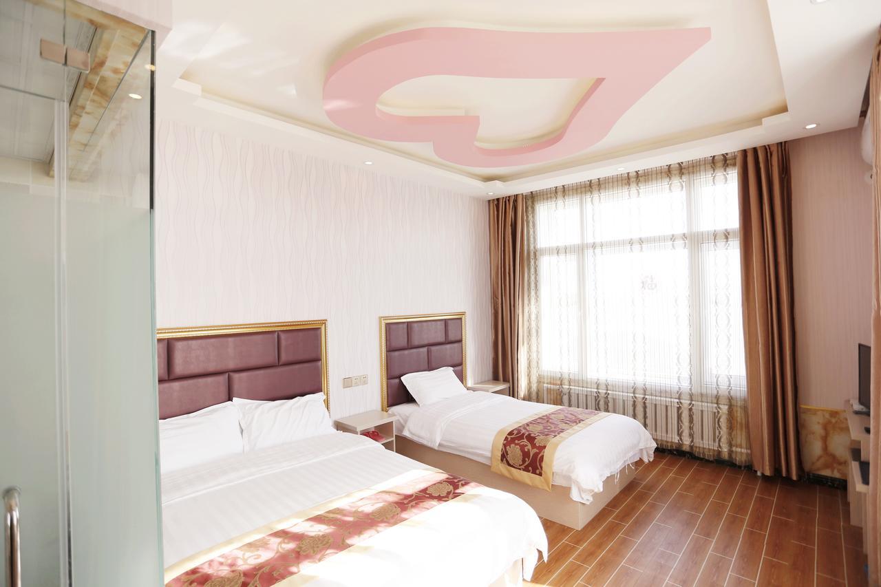 哈尔滨机场东方红运宾馆 Hotel ภายนอก รูปภาพ